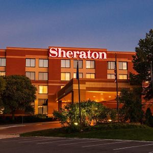 Sheraton Minneapolis West Hotel